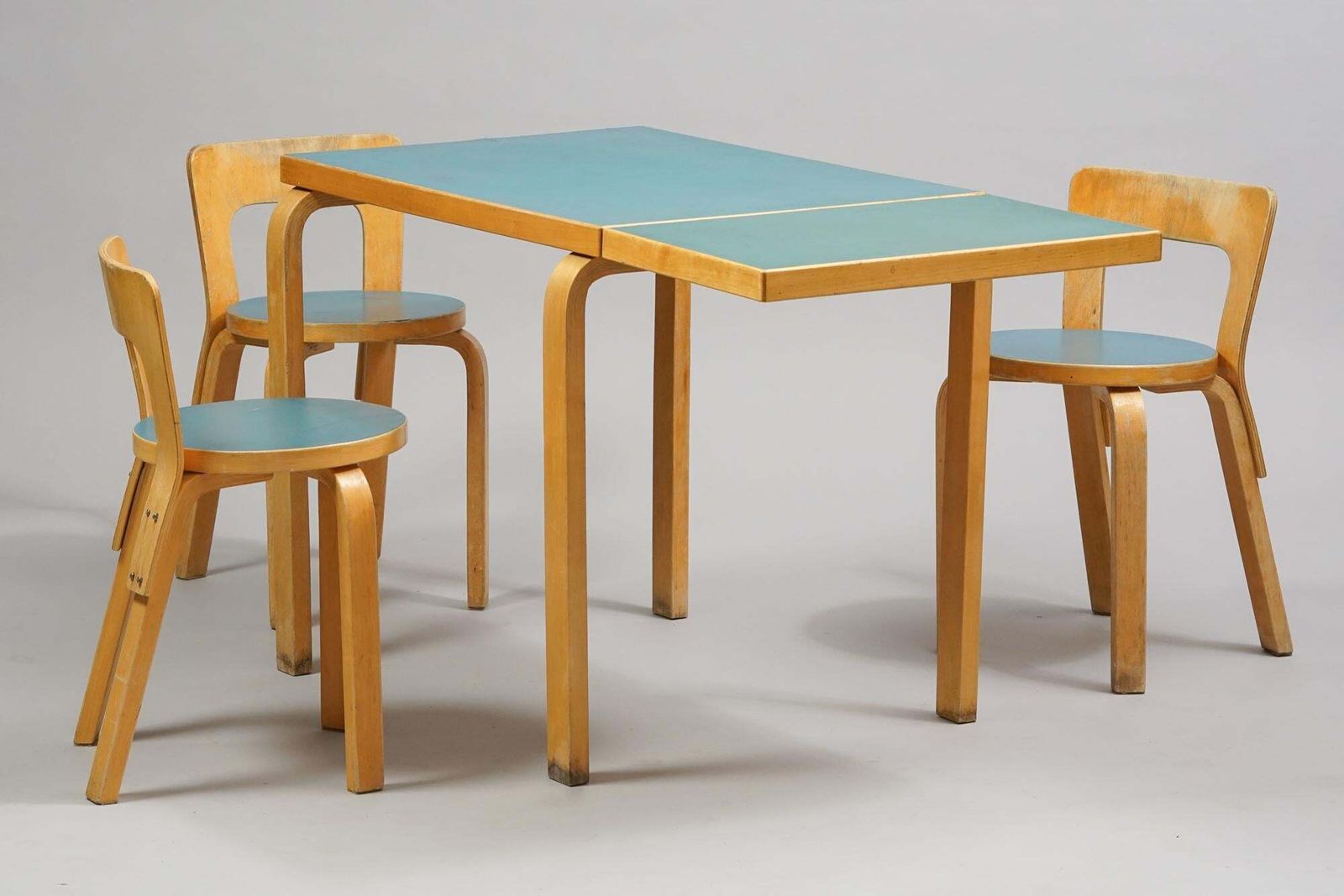 Alvar Aalto Dining Room Set Model Dl82 Table & Model 65 Chairs, Circa 1940s photo for sale