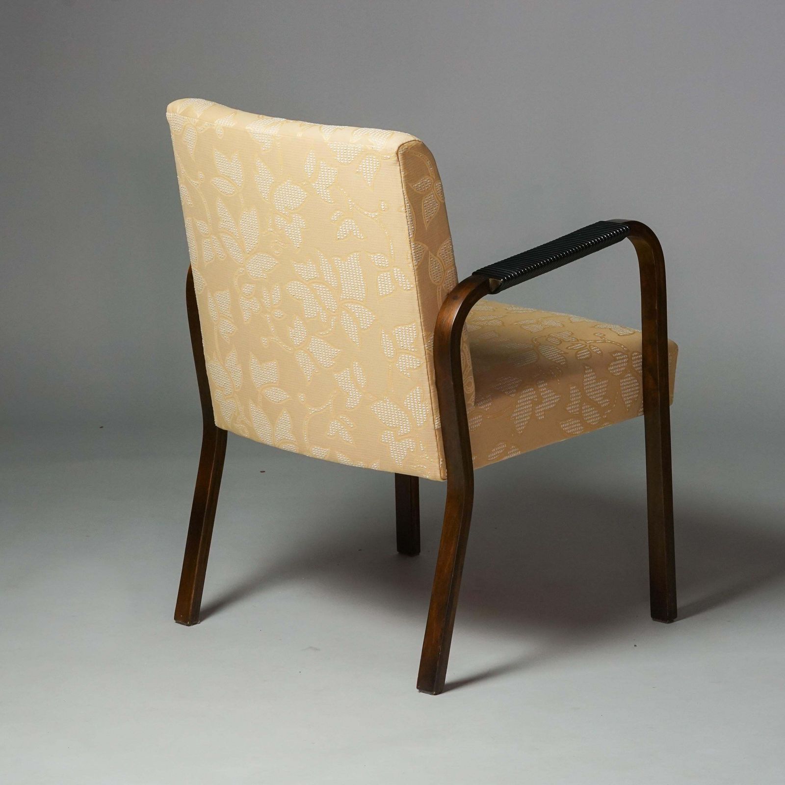 Model 46 Armchair With Floral Fabric, Alvar Aalto, 1930/1940s photo furniture