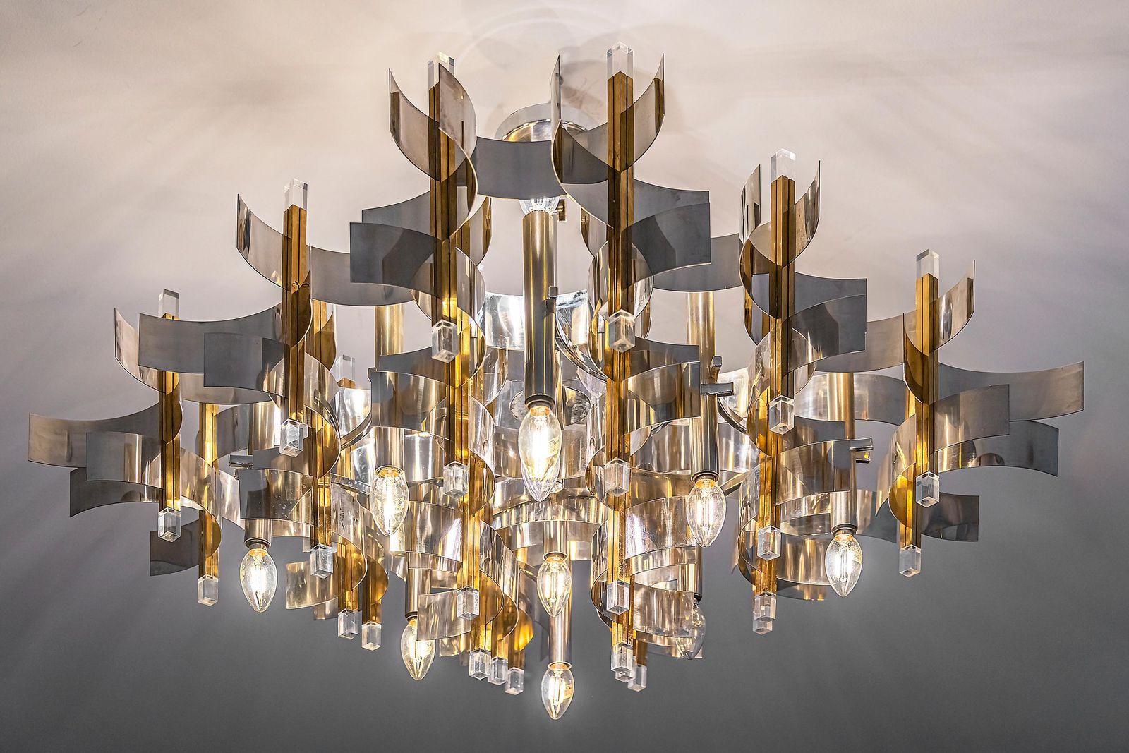 Midcentury Italian Chandelier By Gaetano Sciolari, Circa 1970 photo Lighting