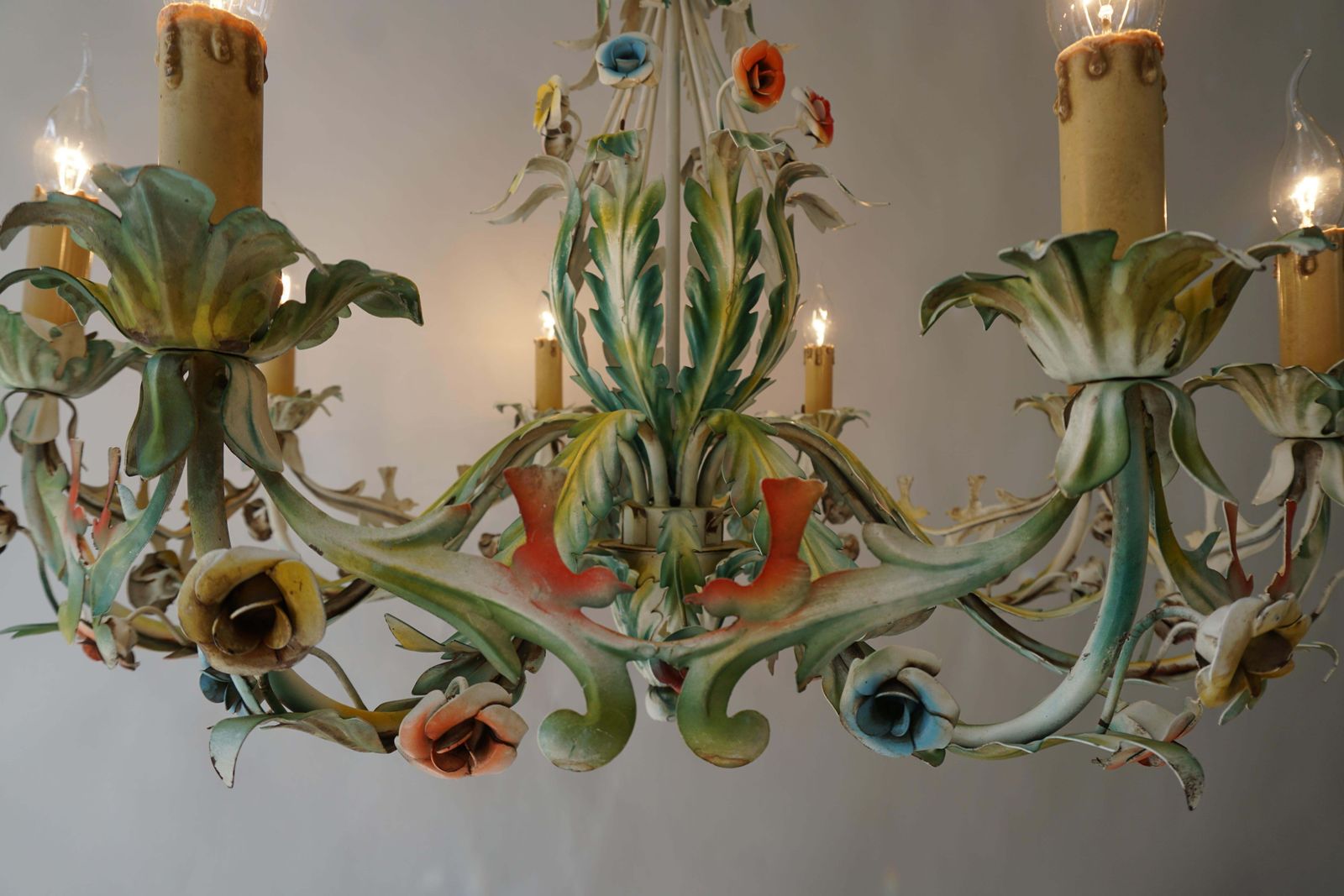 2975.0 Large Polychrome Painted Metal Chandelier With Flowers And Birds photo