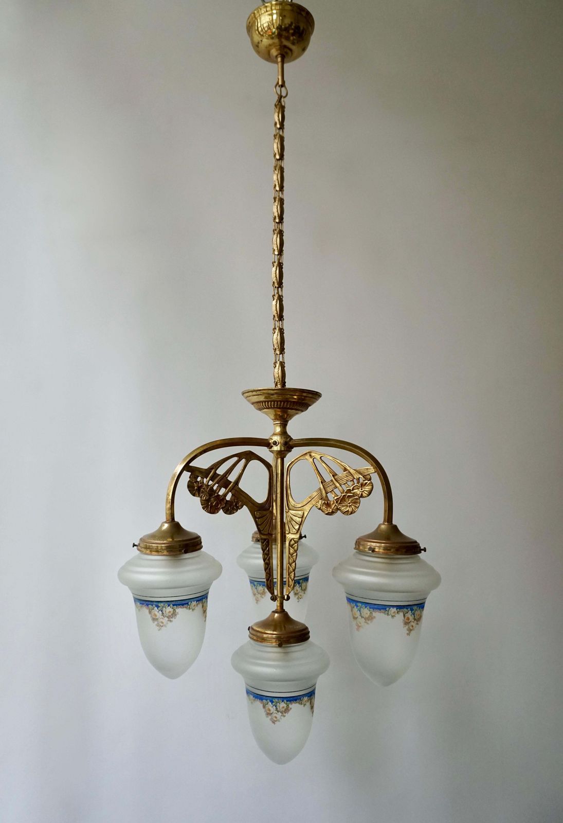 Art Nouveau Chandelier In Painted Glass And Brass photo for sale
