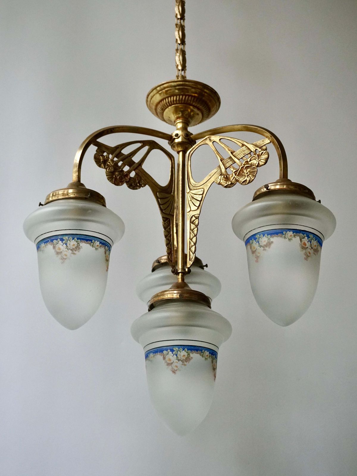 Art Nouveau Chandelier In Painted Glass And Brass photo vinterior