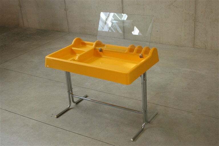 Oryx Desk Table By Parigi And Prina For Molteni photo for sale