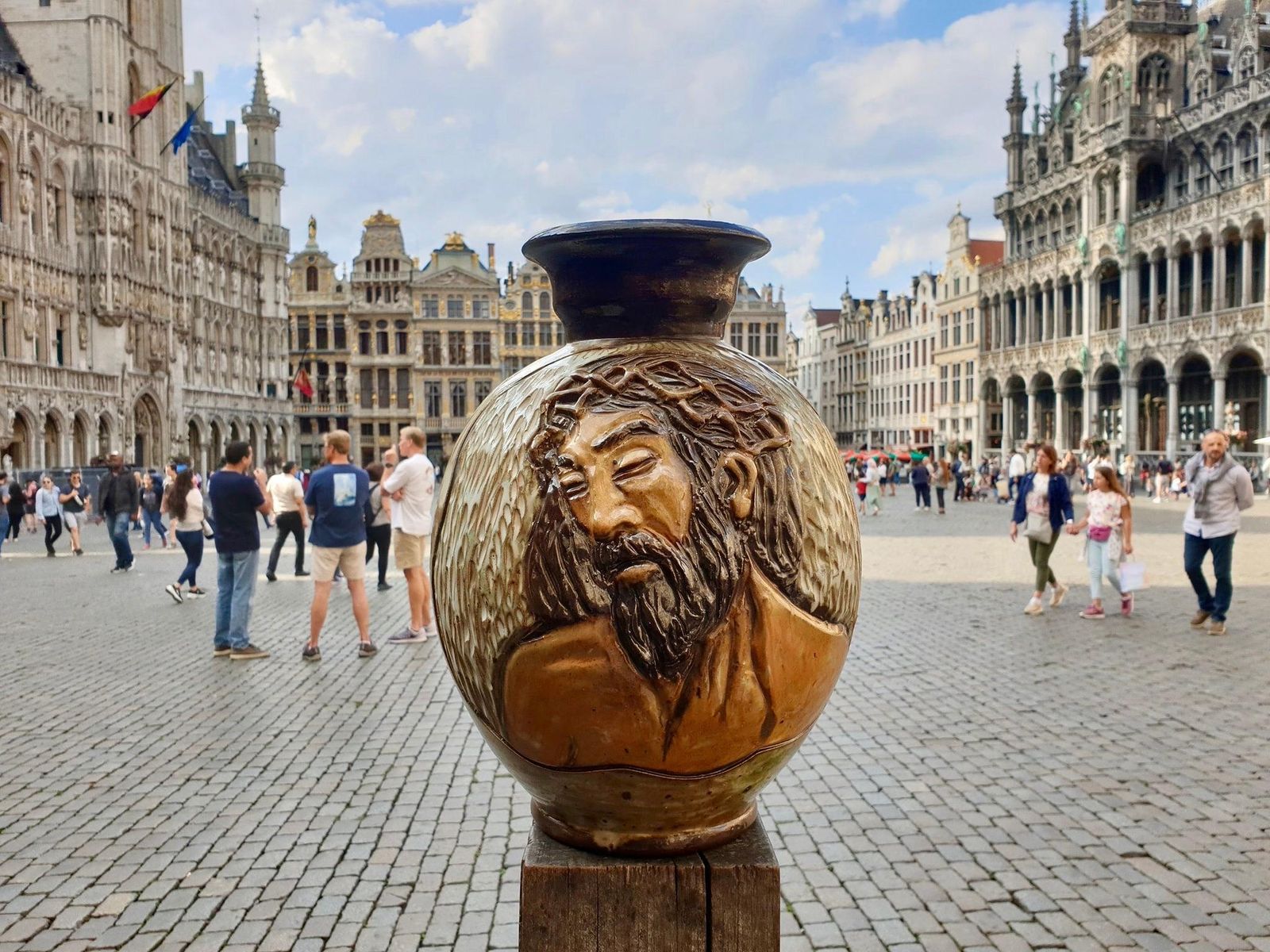 Ceramic Vase Of  Christ By Losson Belgium photo furniture