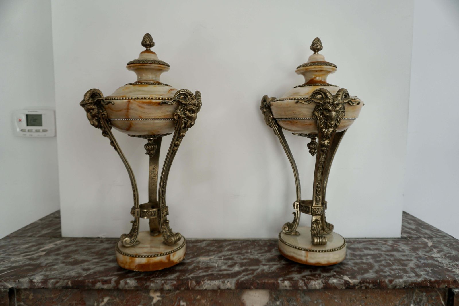 1530.0 A Nice Pair Of Onyx And Silvered Bronze Ornamental Vases photo