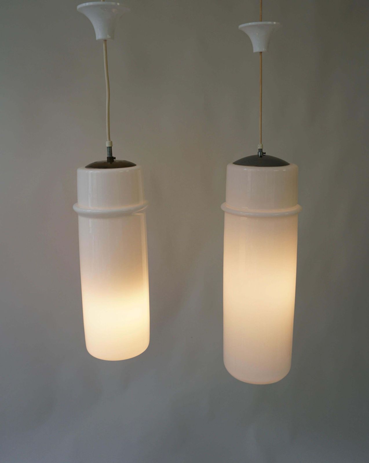 Two Stilnovo Pendant Lamps In Murano Glass And Brass, Italy, 1960s. photo for sale