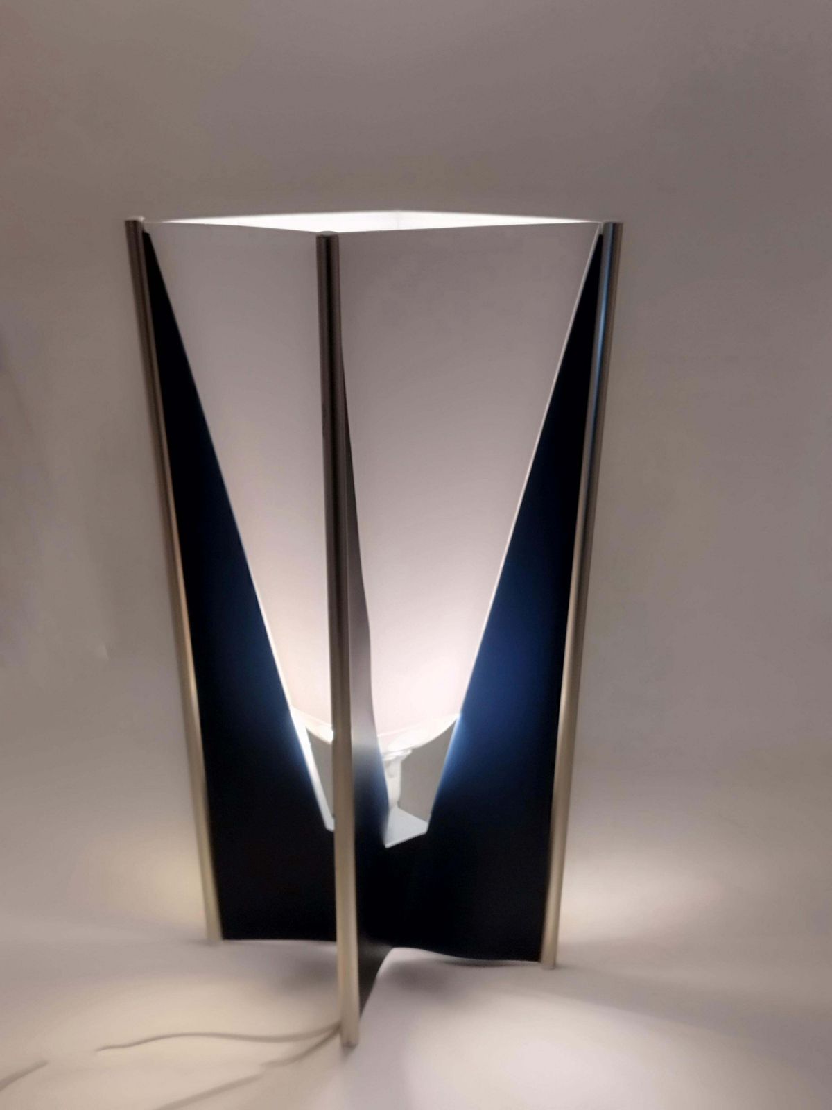 Samuel Parker For Parker Knoll "Style" Table Lamp, Italy 1980s photo vinterior
