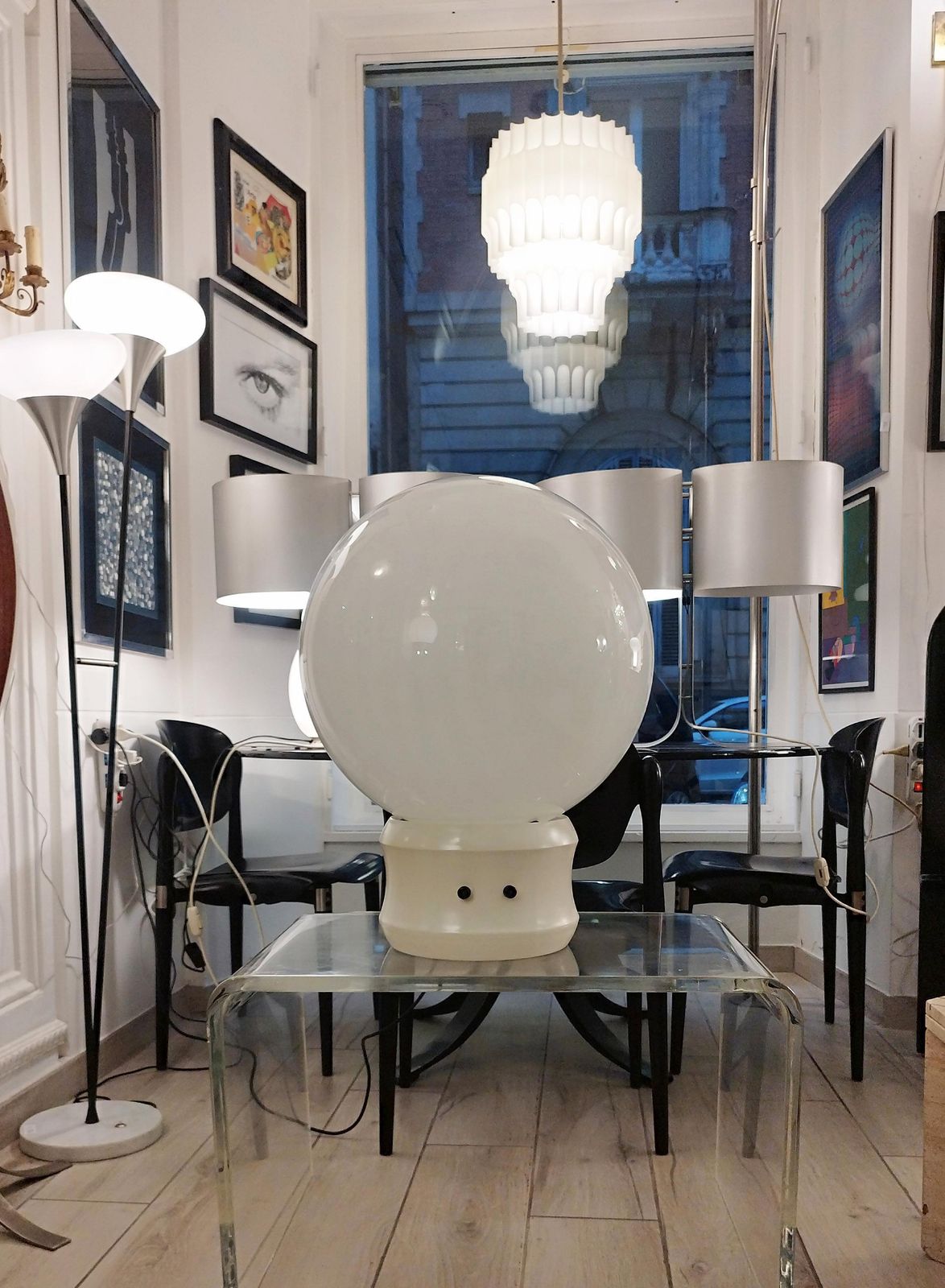 Elio Martinelli For Martinelli Luce "Sfera Gigante" Table Or Floor Lamp, 1960 photo for sale