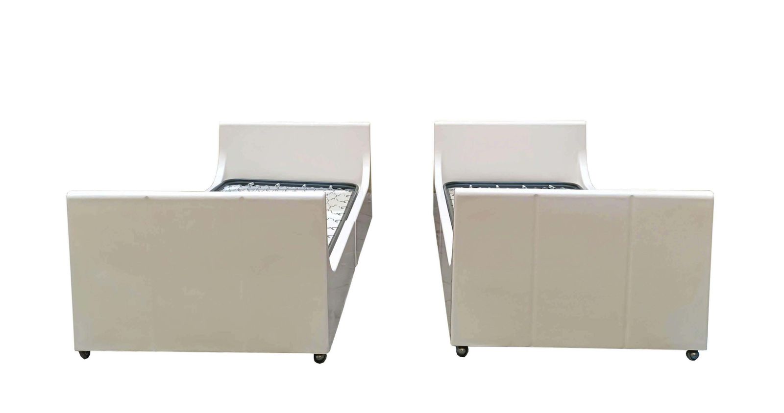 Ignazio Gardella And Anna Castelli Ferrieri For Kartell Pair Of Beds "4550" photo for sale