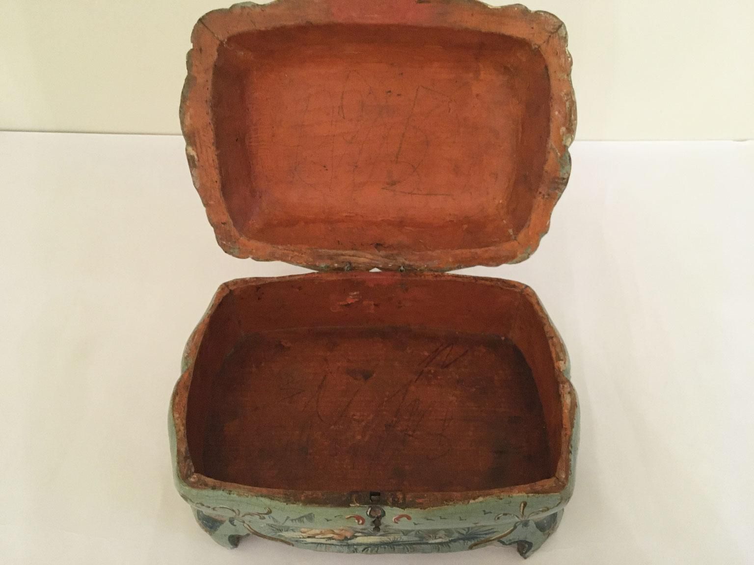 1750 Venezia Italy Green Light Blue Lacquered And Shaped Wooden Box With Flowers photo vinterior