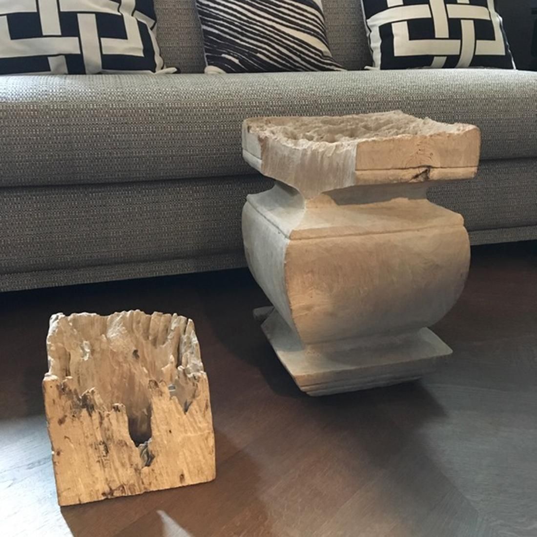 photo vinterior Organic Modern Natural Wooden Hand Carved Abstract Sculpture Or Paperweights