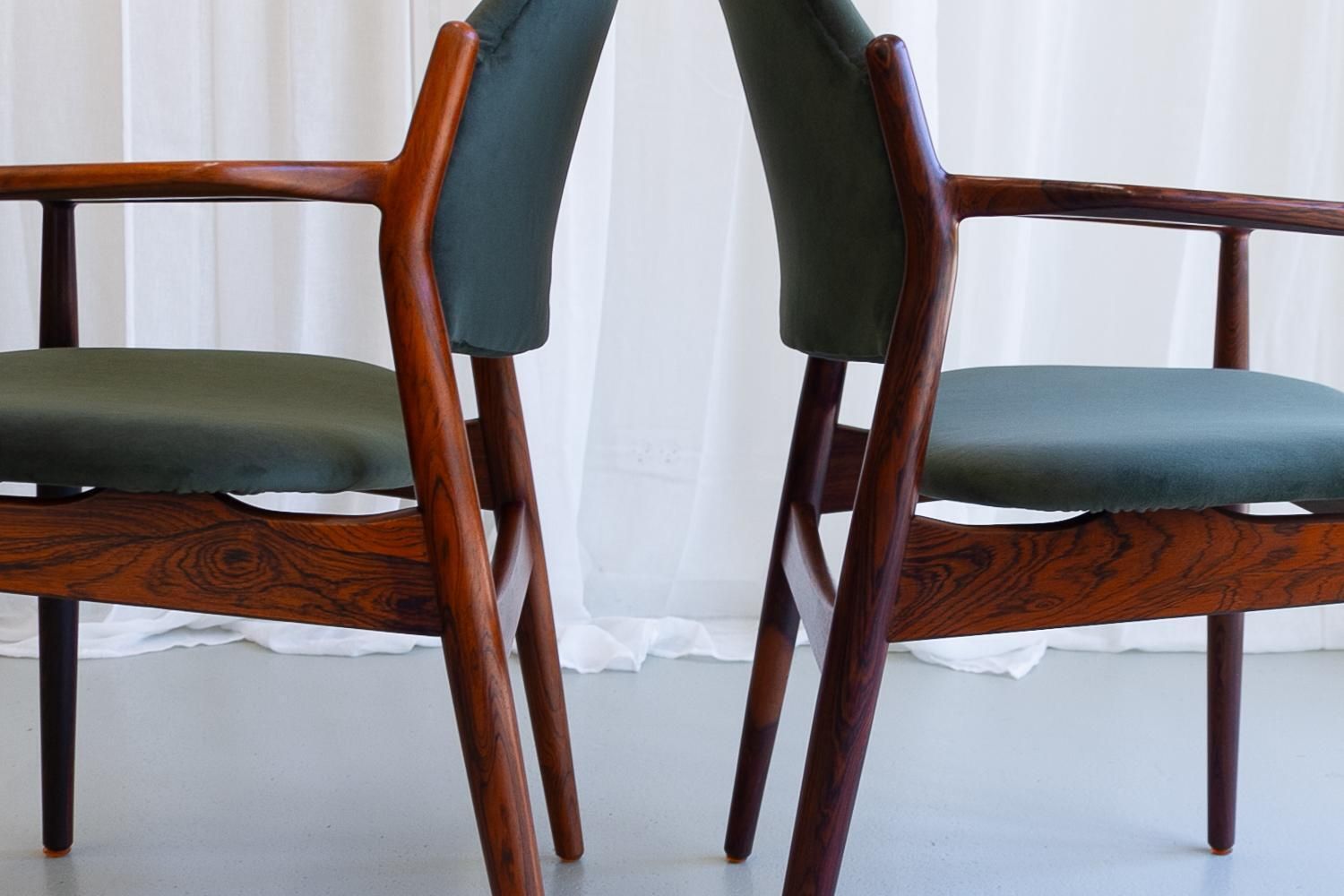 Danish Modern Rosewood Armchairs Model 62a By Arne Vodder, 1960s. Set Of 2. photo vintage
