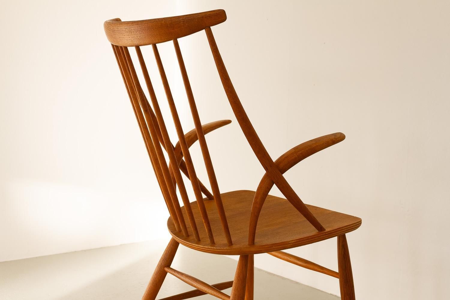 photo vinterior Danish Modern Armchair Iw2 In Oak By Illum Wikkelsø, 1960s.