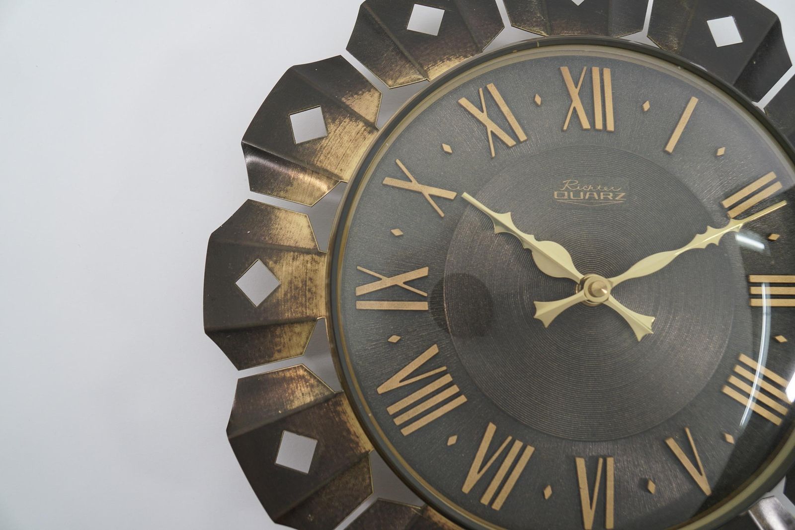 Mid Century Modern Sunburst Wall Clock By Richter Quarz In Brass, 1960s Germany photo Home Decor