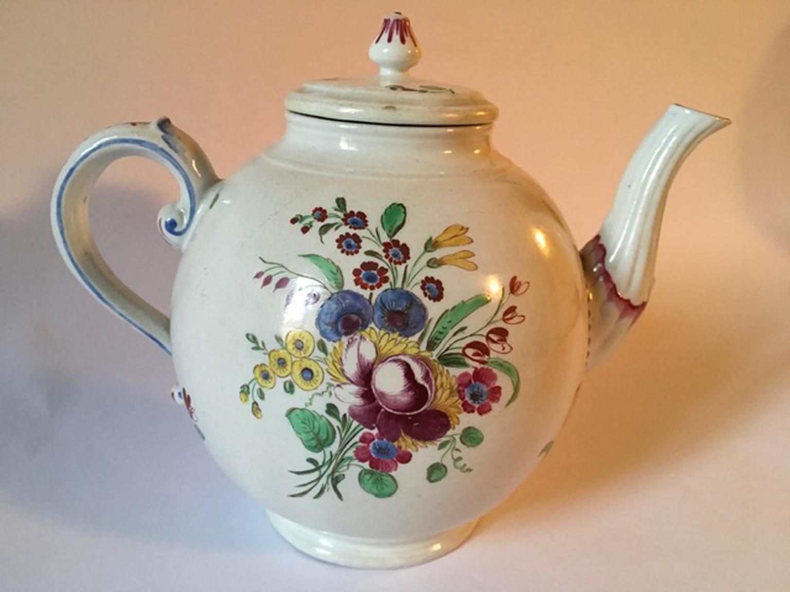 photo buy Italy Late 18th Century Doccia Richard Ginori Porcelain Tea Pot Floral Drawings