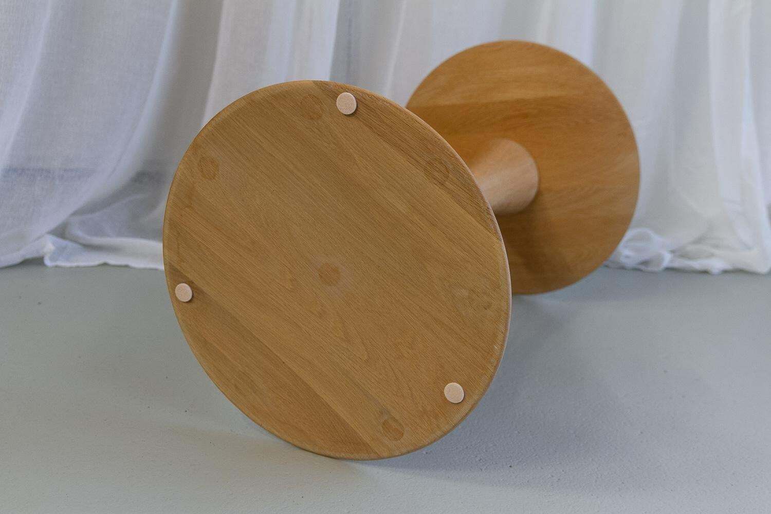 Danish Modern Oak Side Table "Trisse" By Nanna Ditzel, 2010s. photo vintage