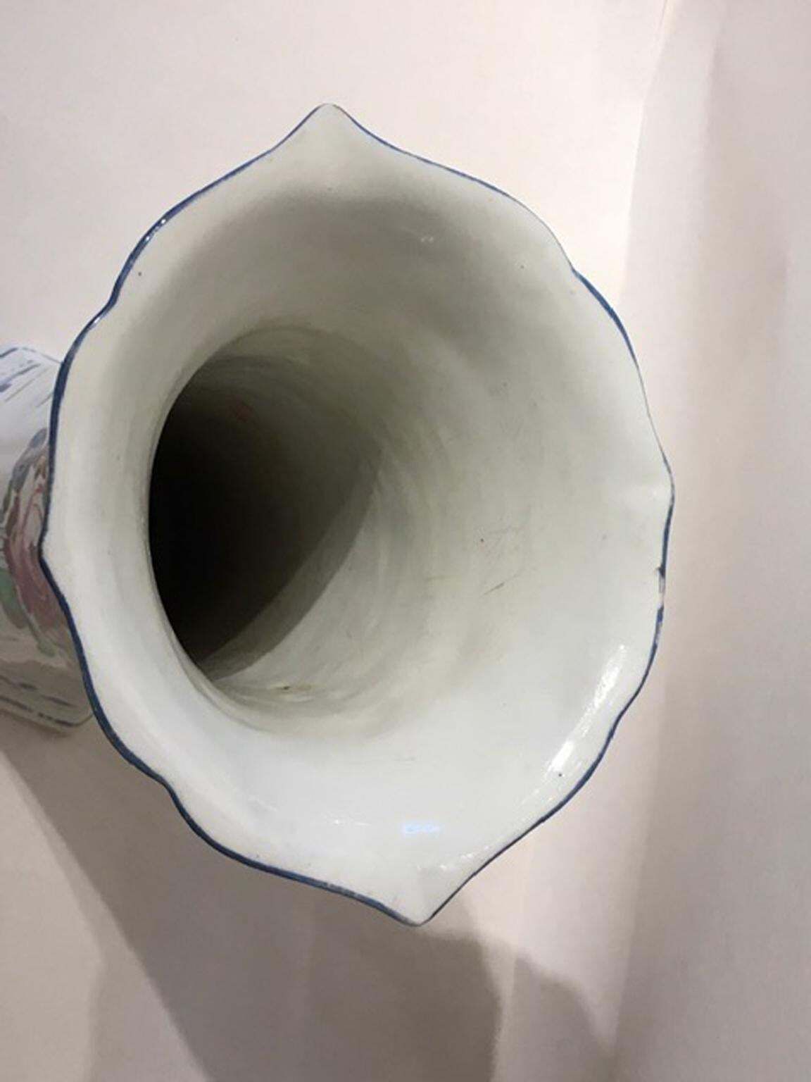 Italy Richard Ginori Early 18th Century Porcelain Vase photo 2720.0