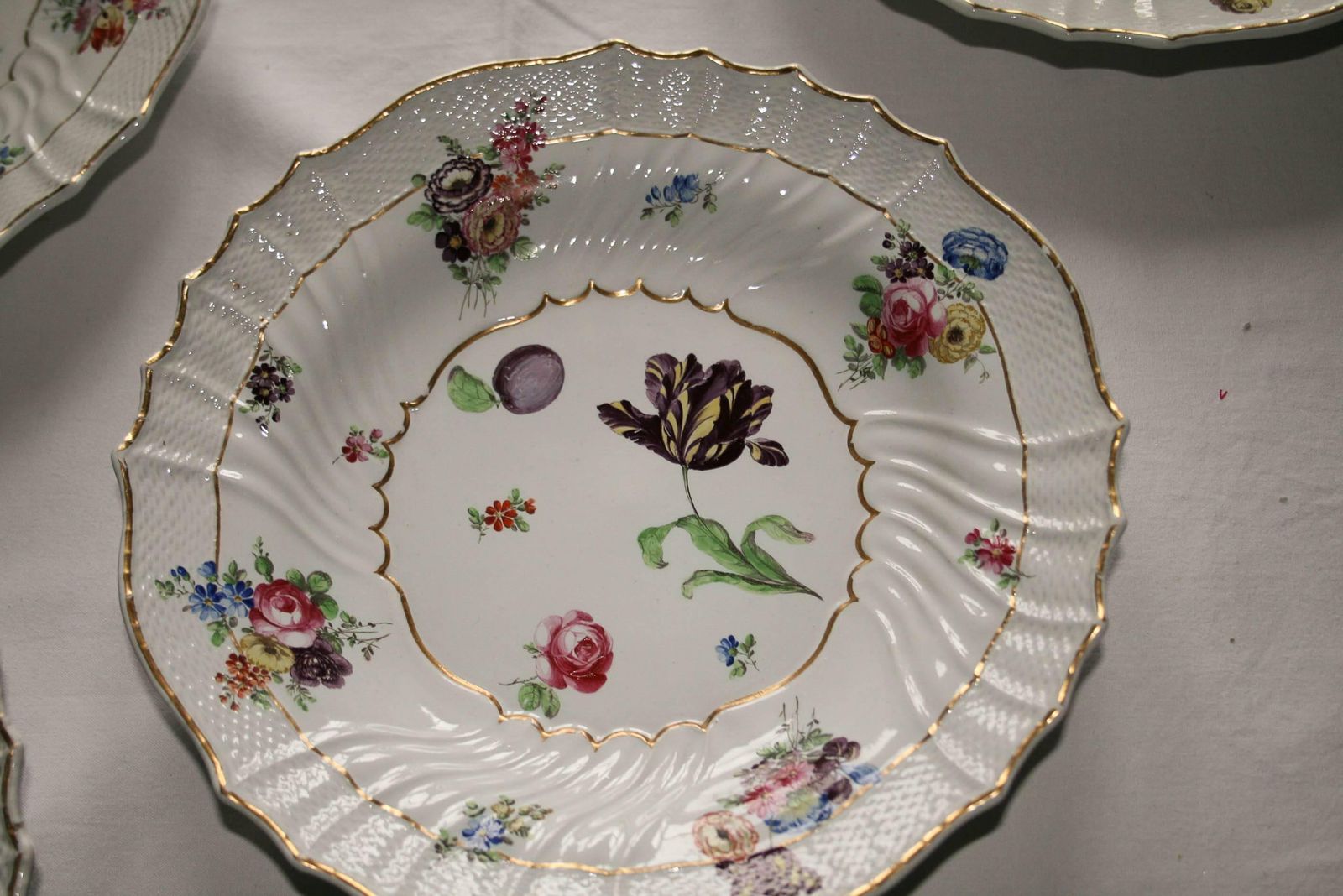 Italy Richard Ginori Mid 18th Century Porcelain Set 8 Dishes Floral Design photo furniture