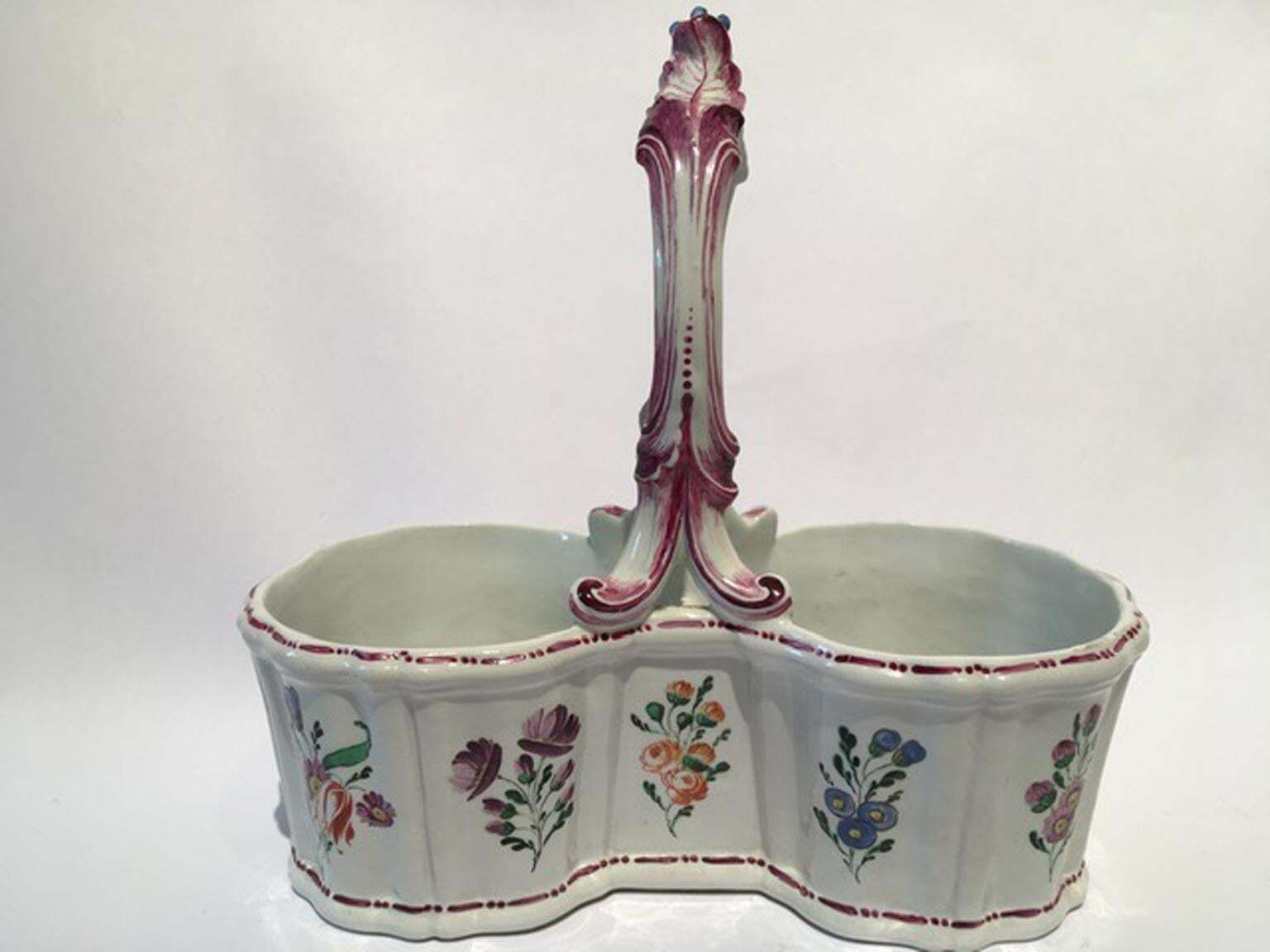 Italy 18th Century Richard Ginori Porcelain Cruet With Floral Drawings photo vinterior
