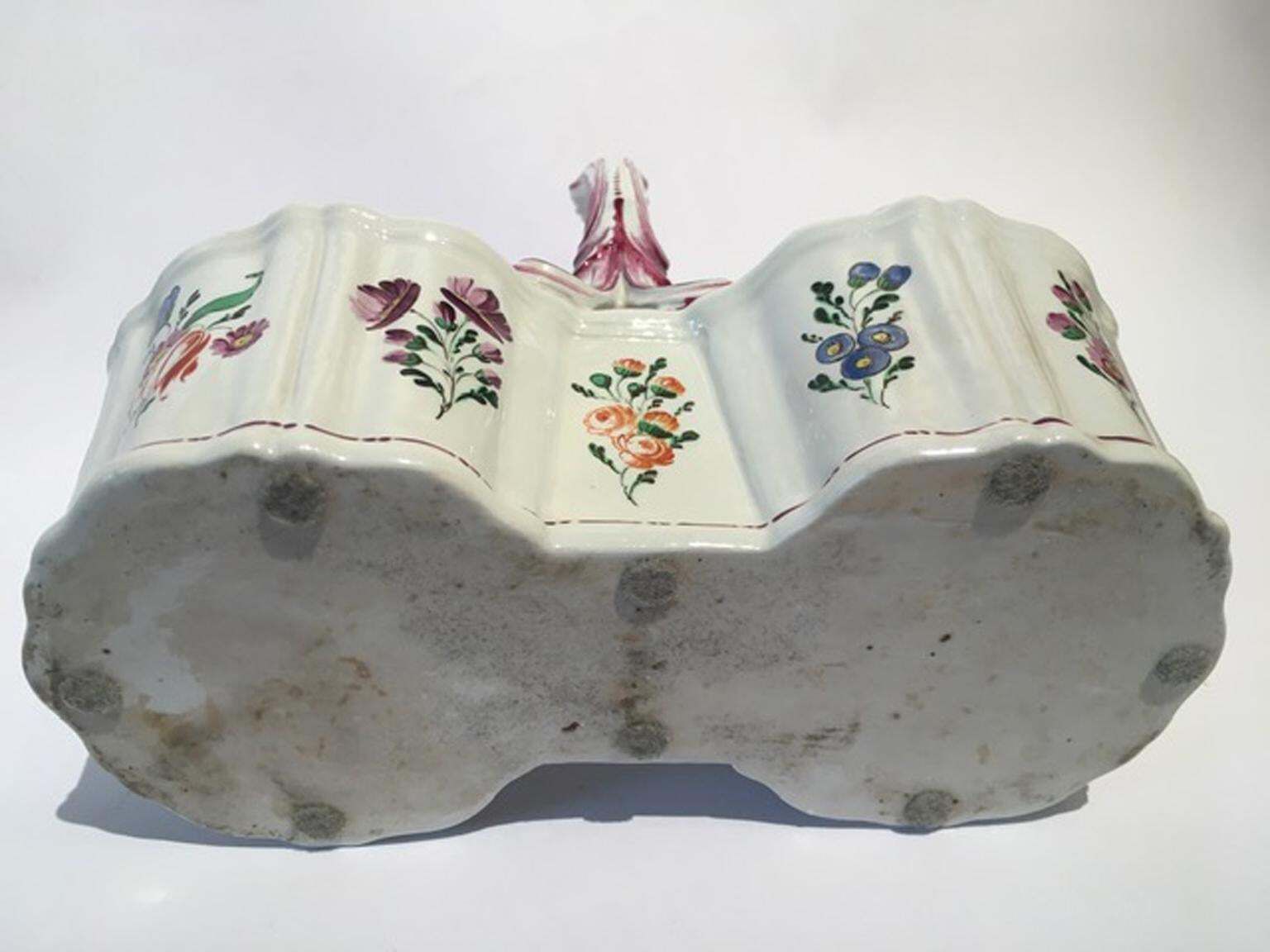 photo furniture Italy 18th Century Richard Ginori Porcelain Cruet With Floral Drawings
