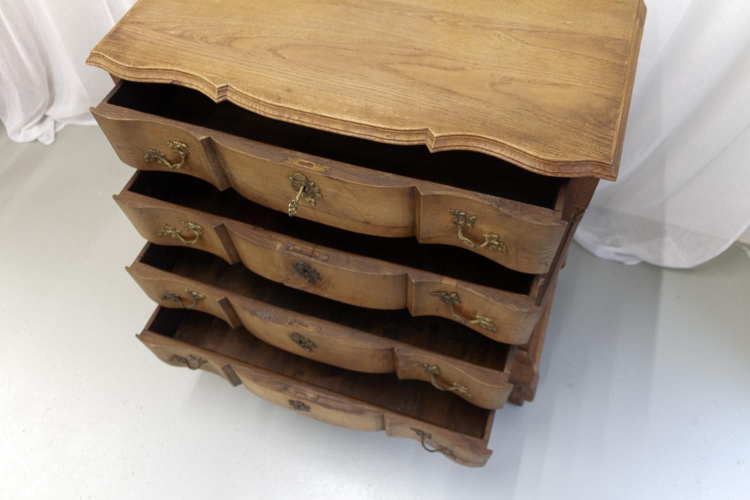 Danish Rococo Serpentine Oak Chest Of Drawers, 1780s. photo vintage
