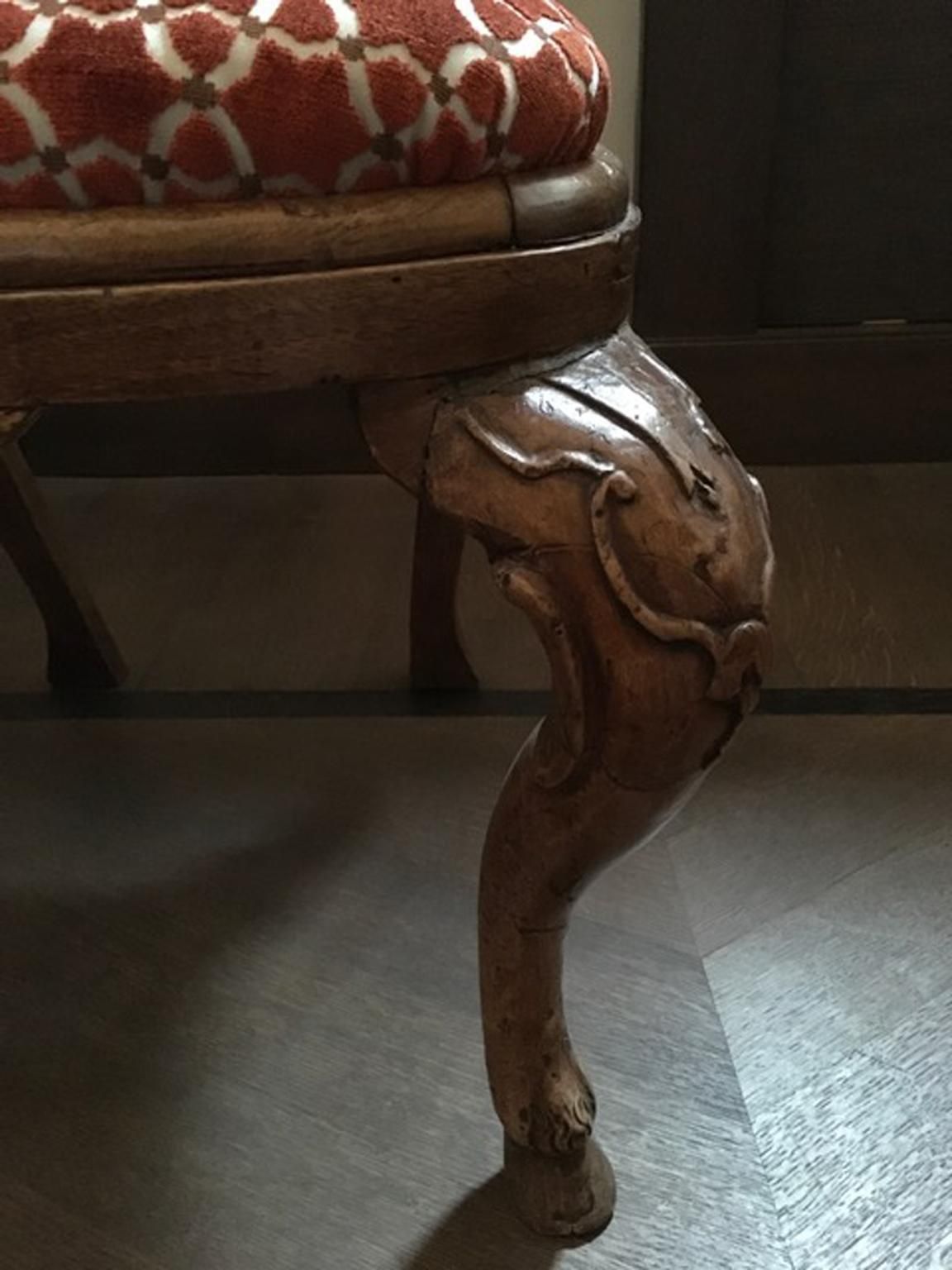 photo vintage Italy Mid 18th Century Set Six Wooden Dining Chairs Hand Carved