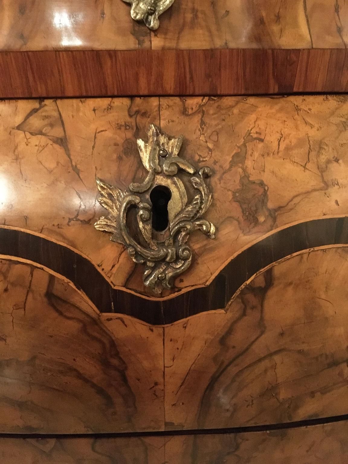 photo vinterior 18th C. Italian Lombard Cabinetmakers Baroque Inlaid Walnut Chest Of Drawers