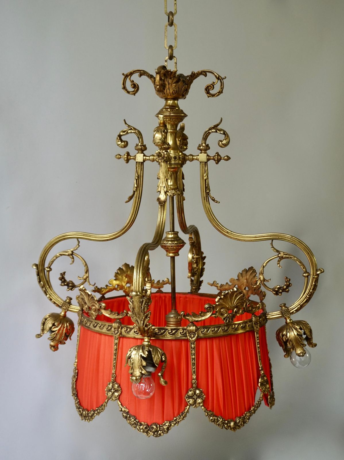 2380.0 Beautiful Palatial Bronze Chandelier In The Shape Of A Crown photo