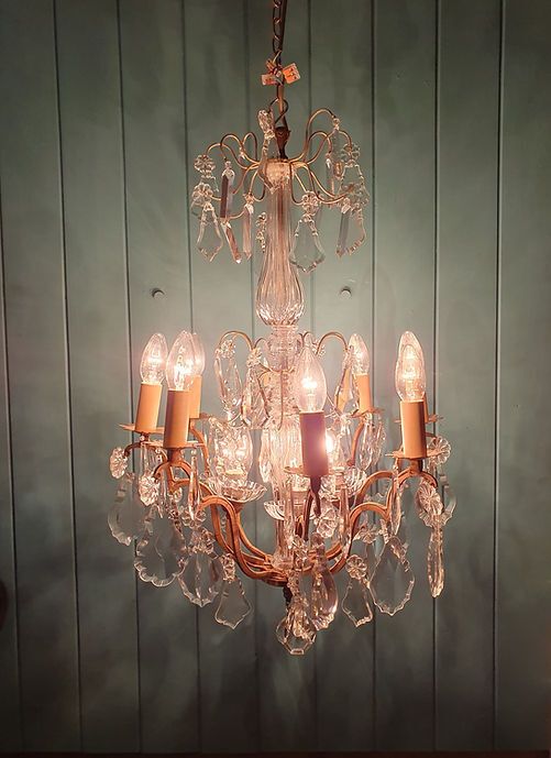Early 20th Century French Chandelier With Eight Arms. 19" photo furniture