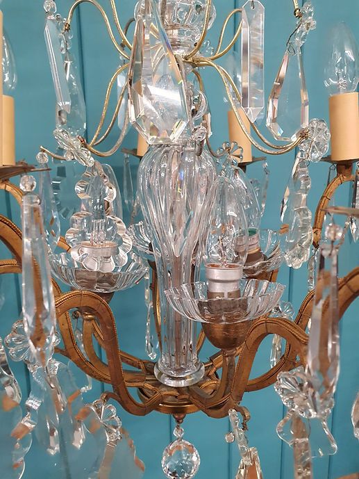 Early 20th Century French Chandelier With Eight Arms. 19" photo vinterior