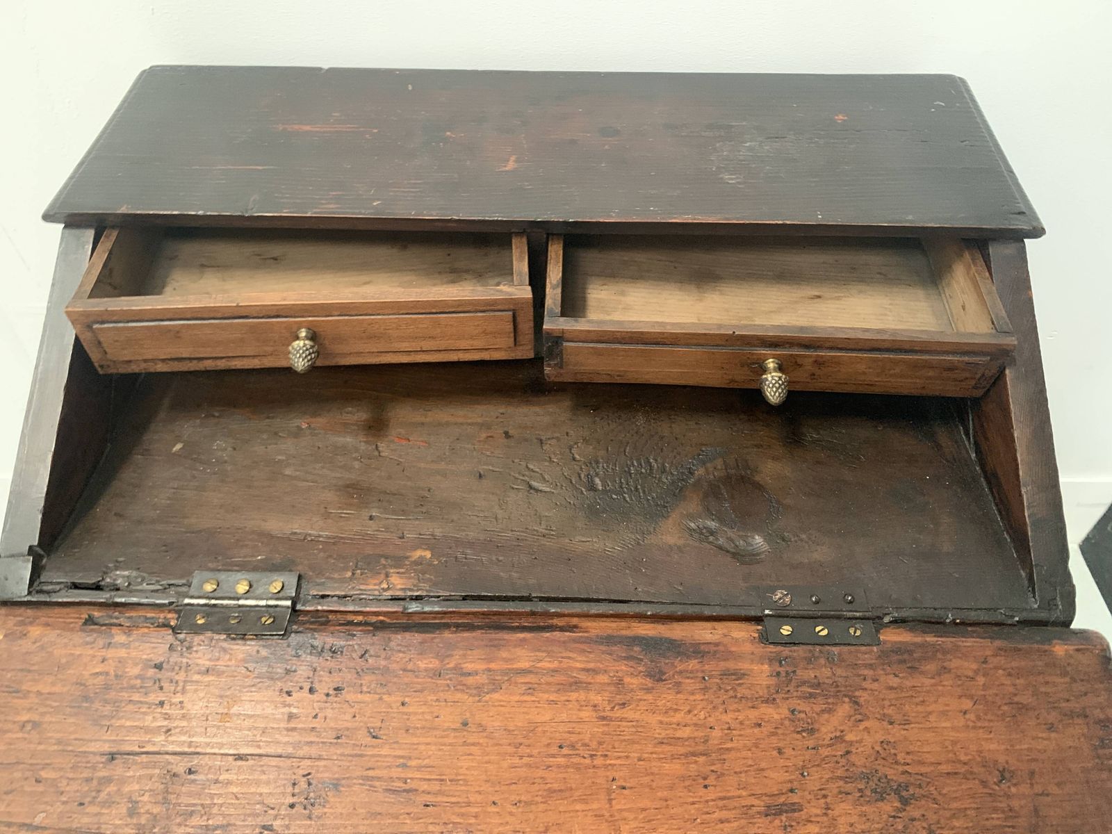 Master Piece Of Furniture In Carved Oak 18th Century Chest Of Drawers photo 1060.8