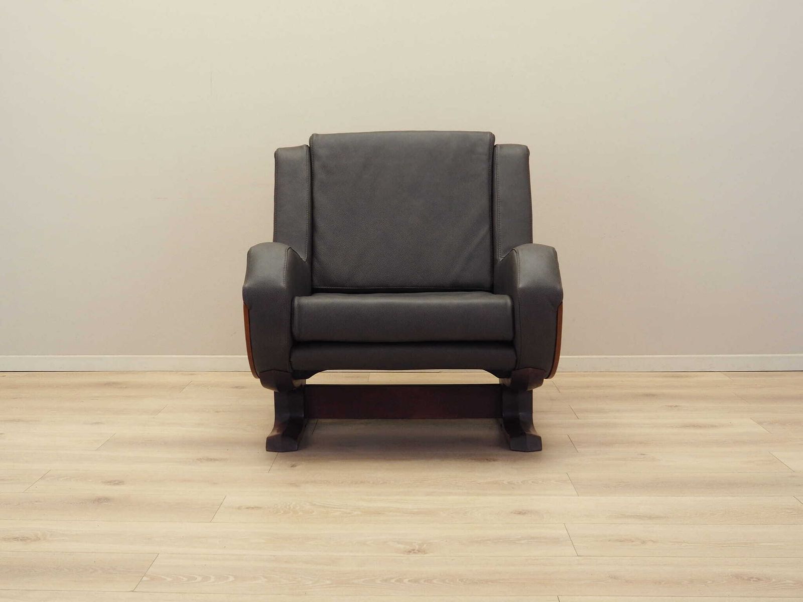Leren Fauteuil, Italiaans Design, Ca. Jaren 1970, Productie: Italië photo furniture