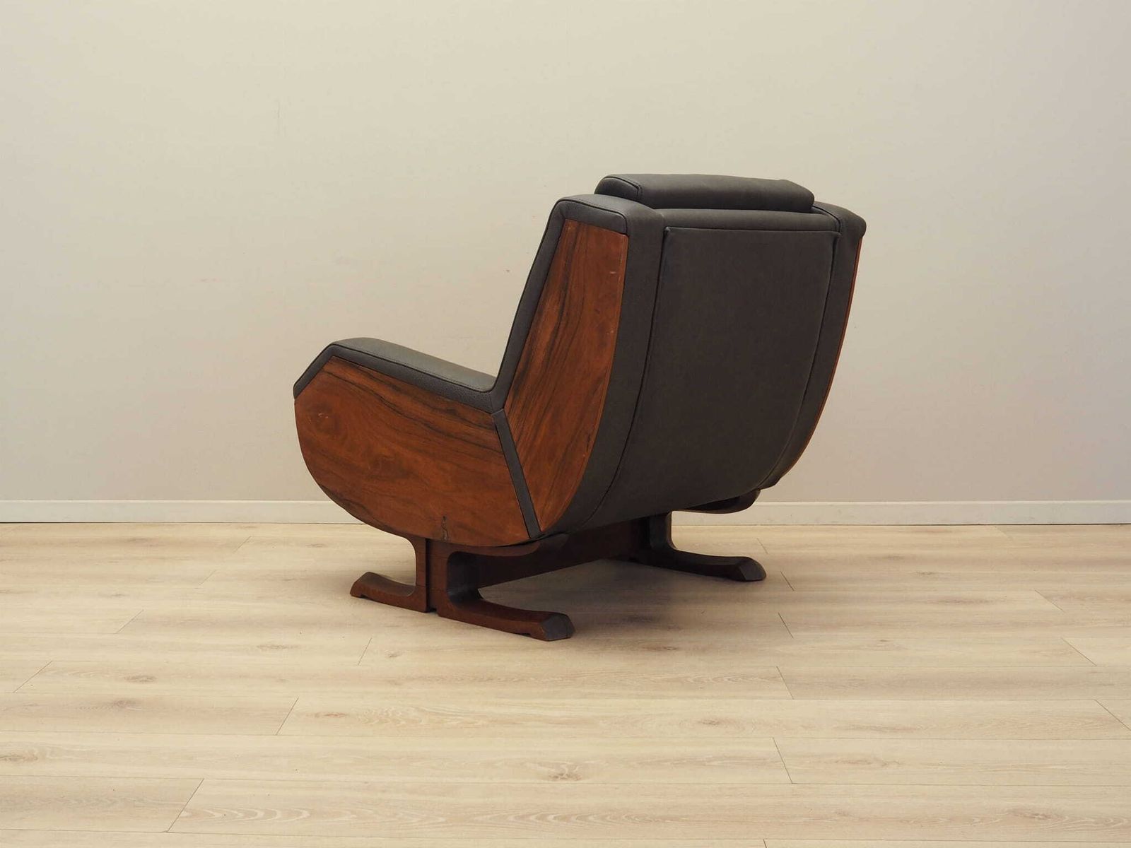 Leren Fauteuil, Italiaans Design, Ca. Jaren 1970, Productie: Italië photo 1939.0