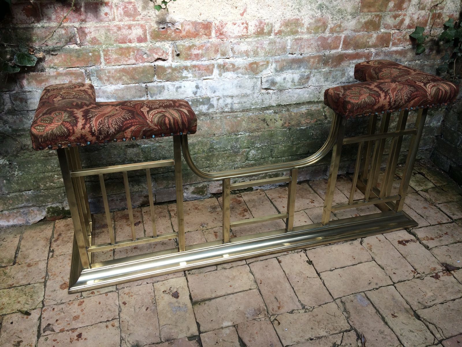 Antique Brass Club Fire Fender Seat