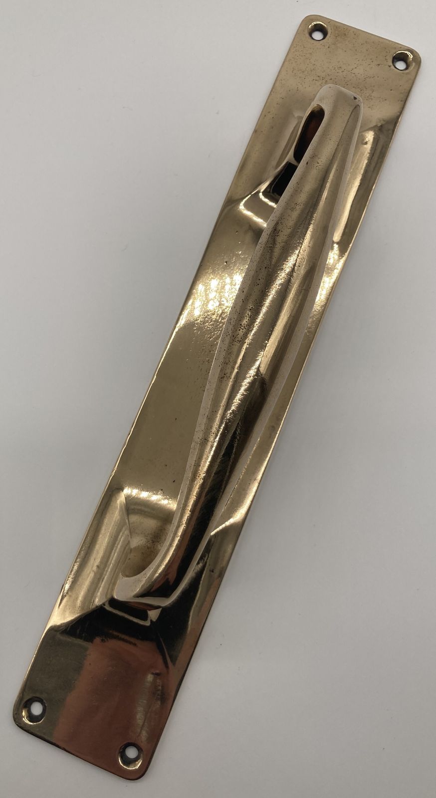 A Large Single Edwardian Brass Door Handle photo furniture