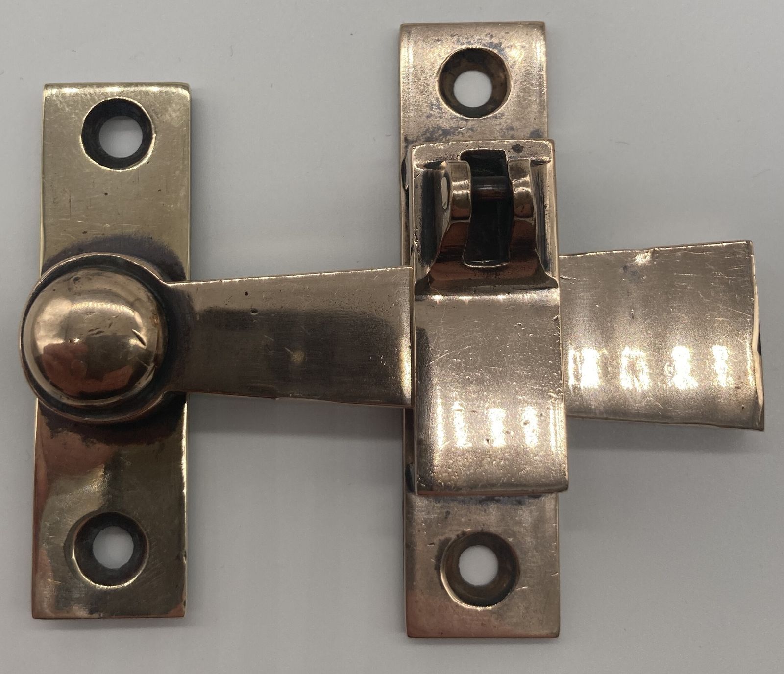 An Edwardian Rose Brass Suffolk Latch photo 225.0