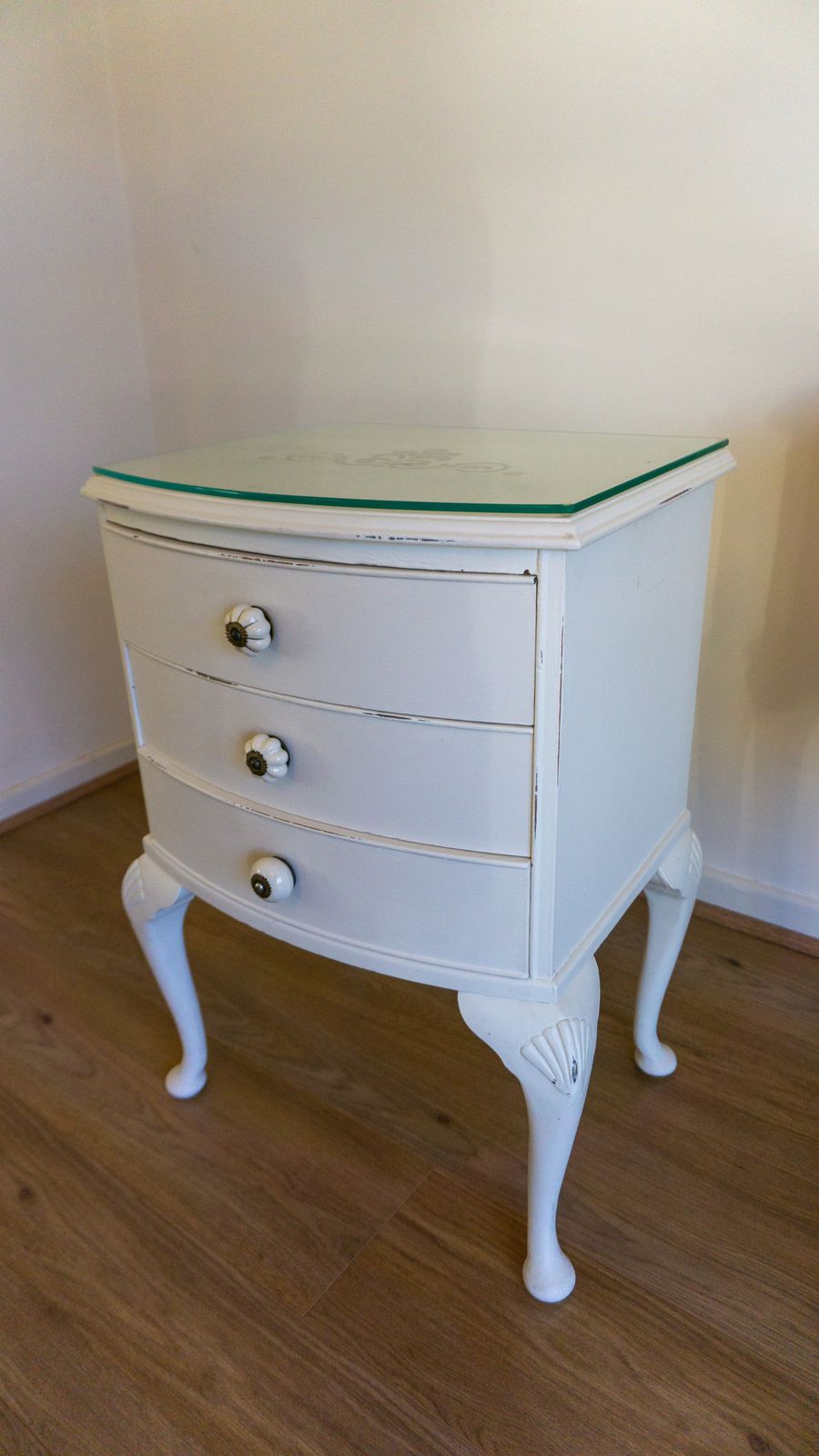 749.0 Ivory 3 Piece Bespoke Hand Painted Bedroom Set (French Louis) photo