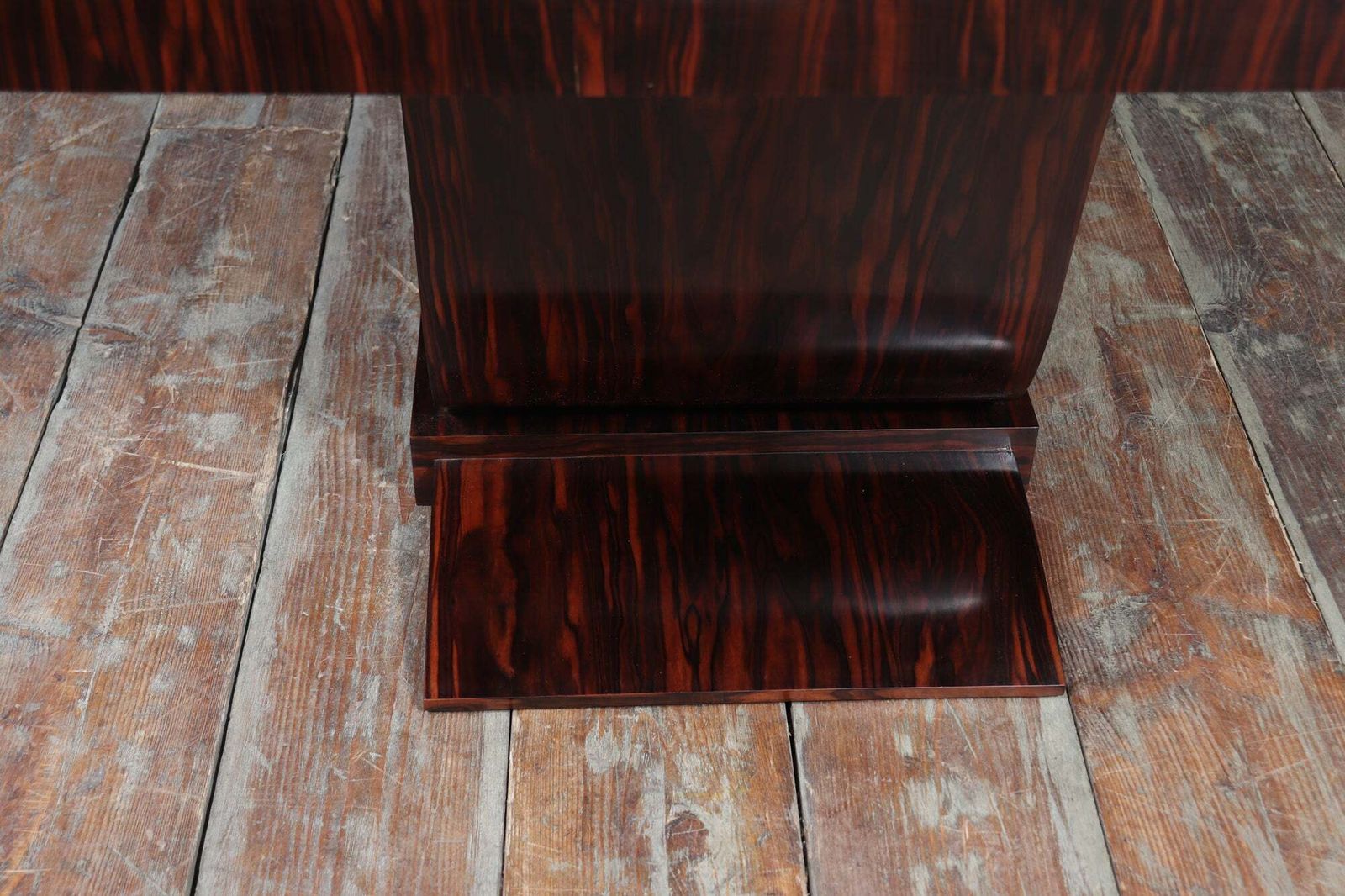 3200.0 French Art Deco Dining Table In Macassar Ebony photo