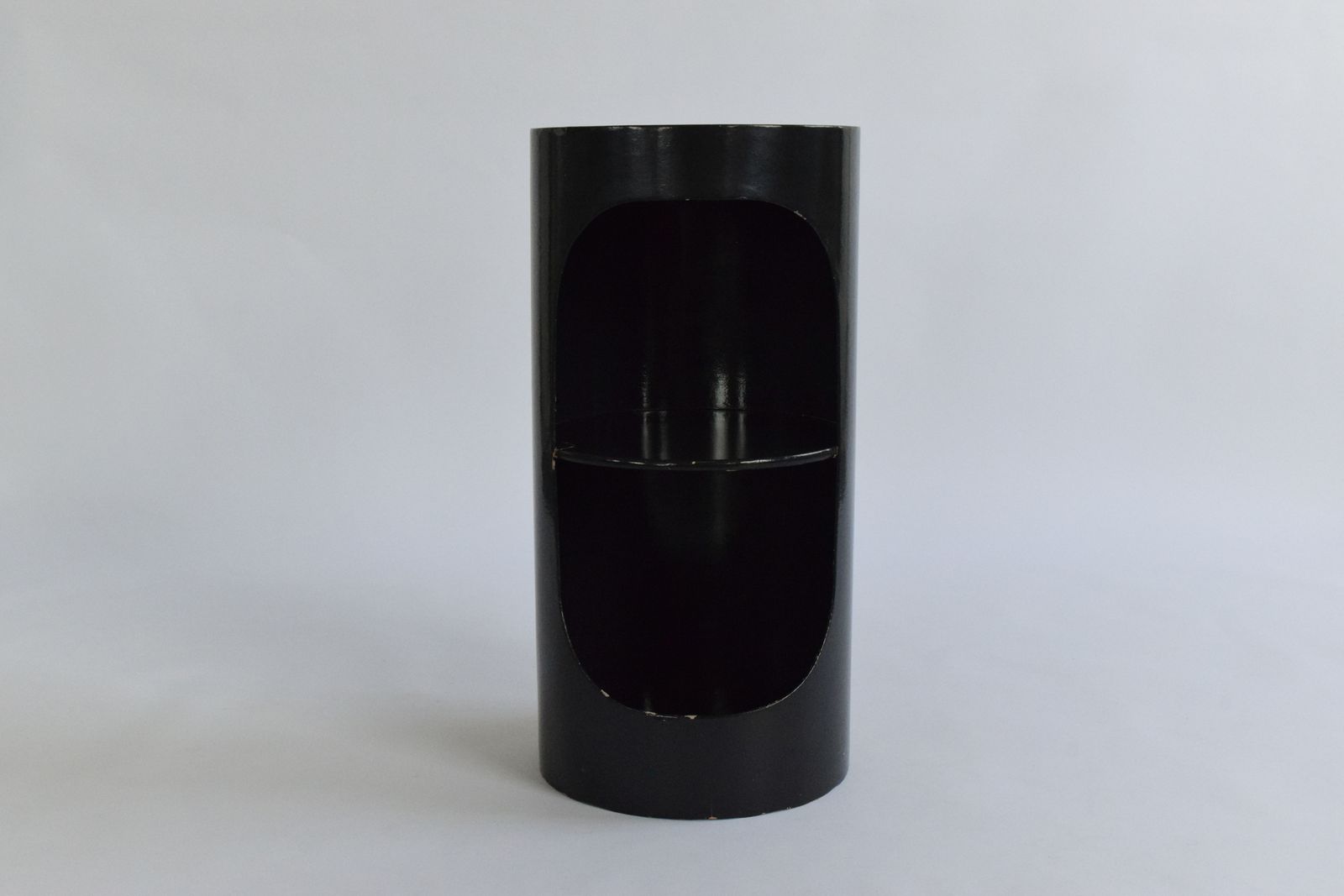 Vintage Black Tomotom Cardboard Side Table By Bernard Holdaway For Hull Traders Furniture photo buy