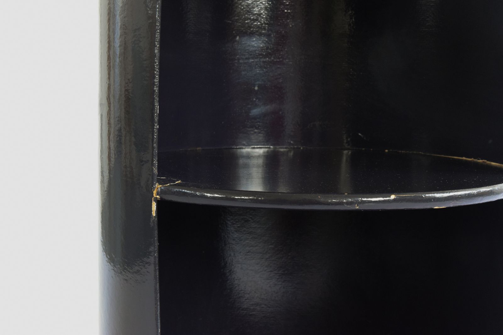 photo vinterior Vintage Black Tomotom Cardboard Side Table By Bernard Holdaway For Hull Traders Furniture