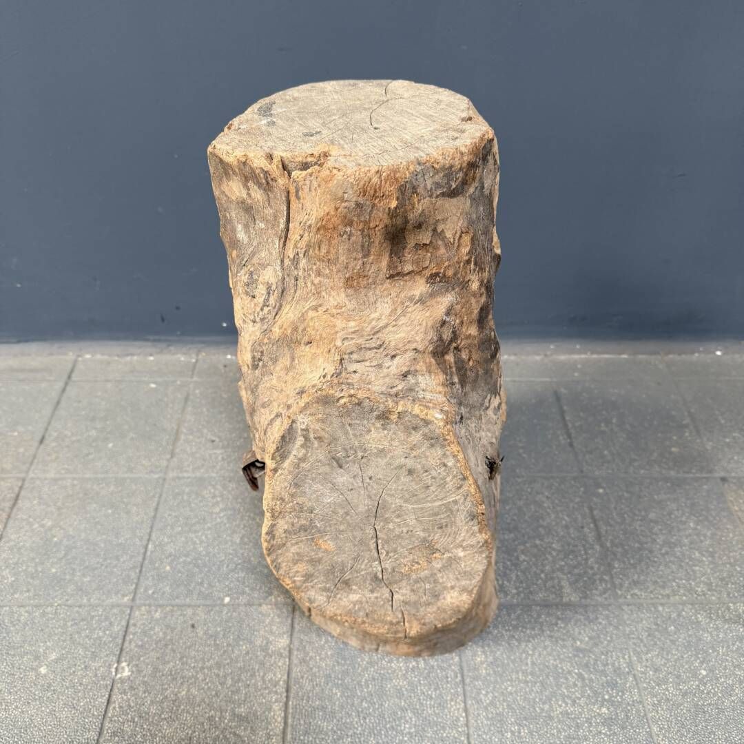 photo buy Large Size Head Or Face Carved From Wooden Trunk