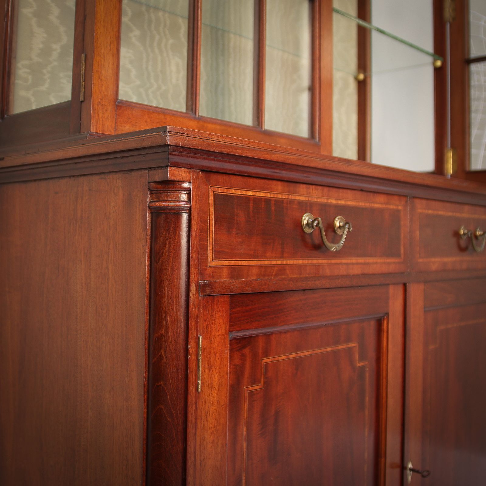 580.0 Antique Edwardian Inlaid Mahogany Bookcase On Cabriole Legs. photo