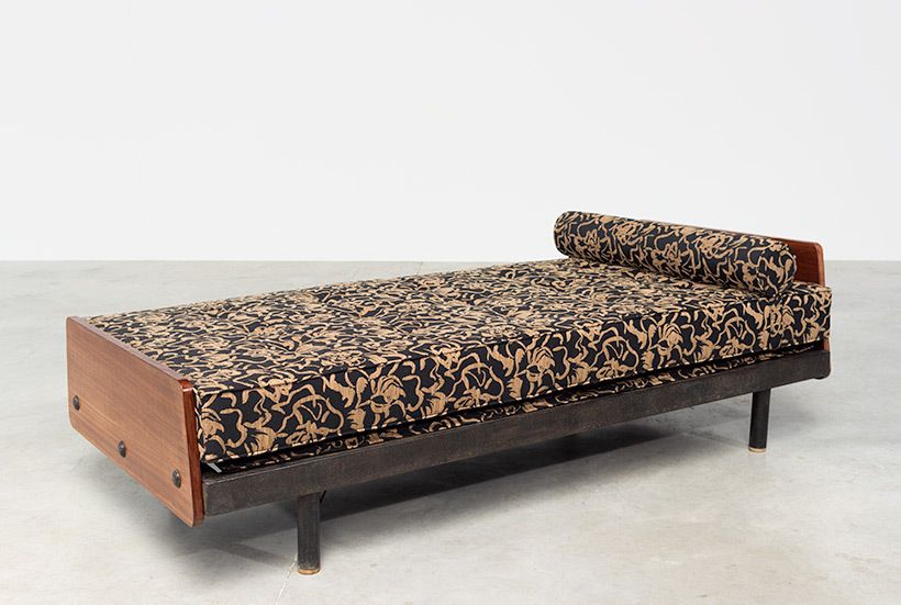 Jean Prouvé Modernist Daybed 1950s France photo Furniture