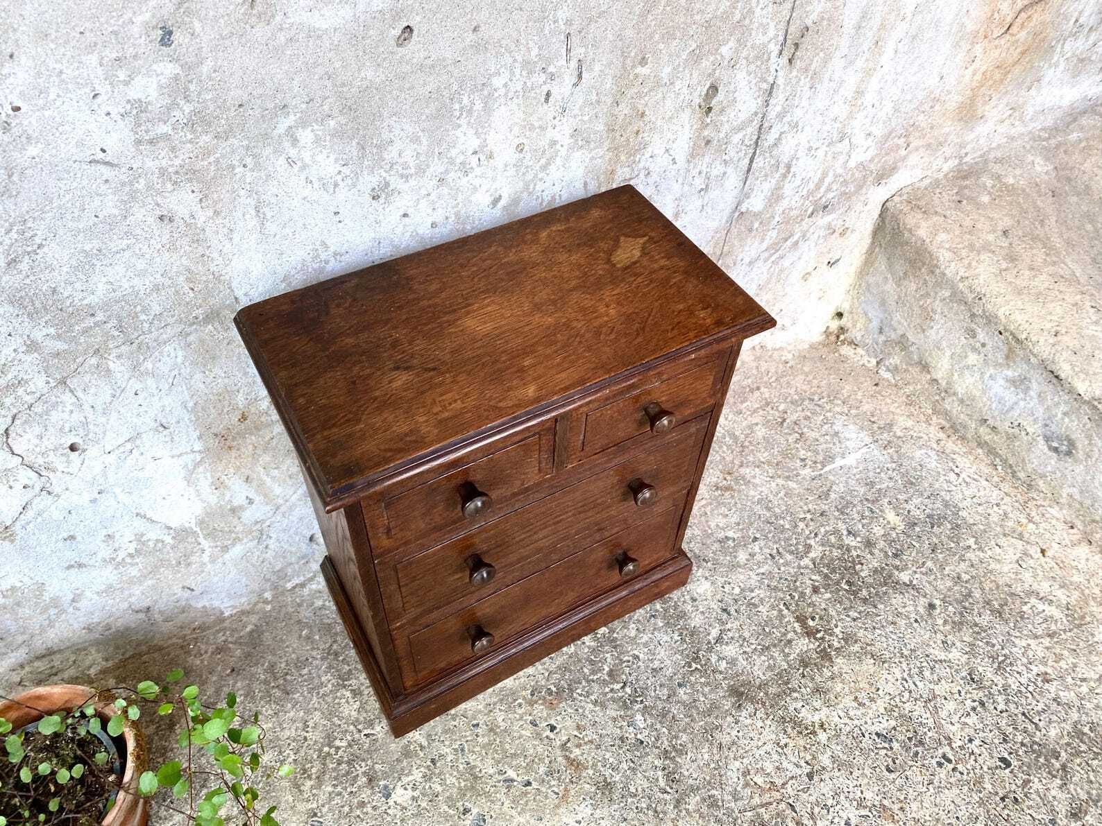 Antique Victorian Oak Miniature Chest Of Drawers   Apprentice   Desktop photo Furniture