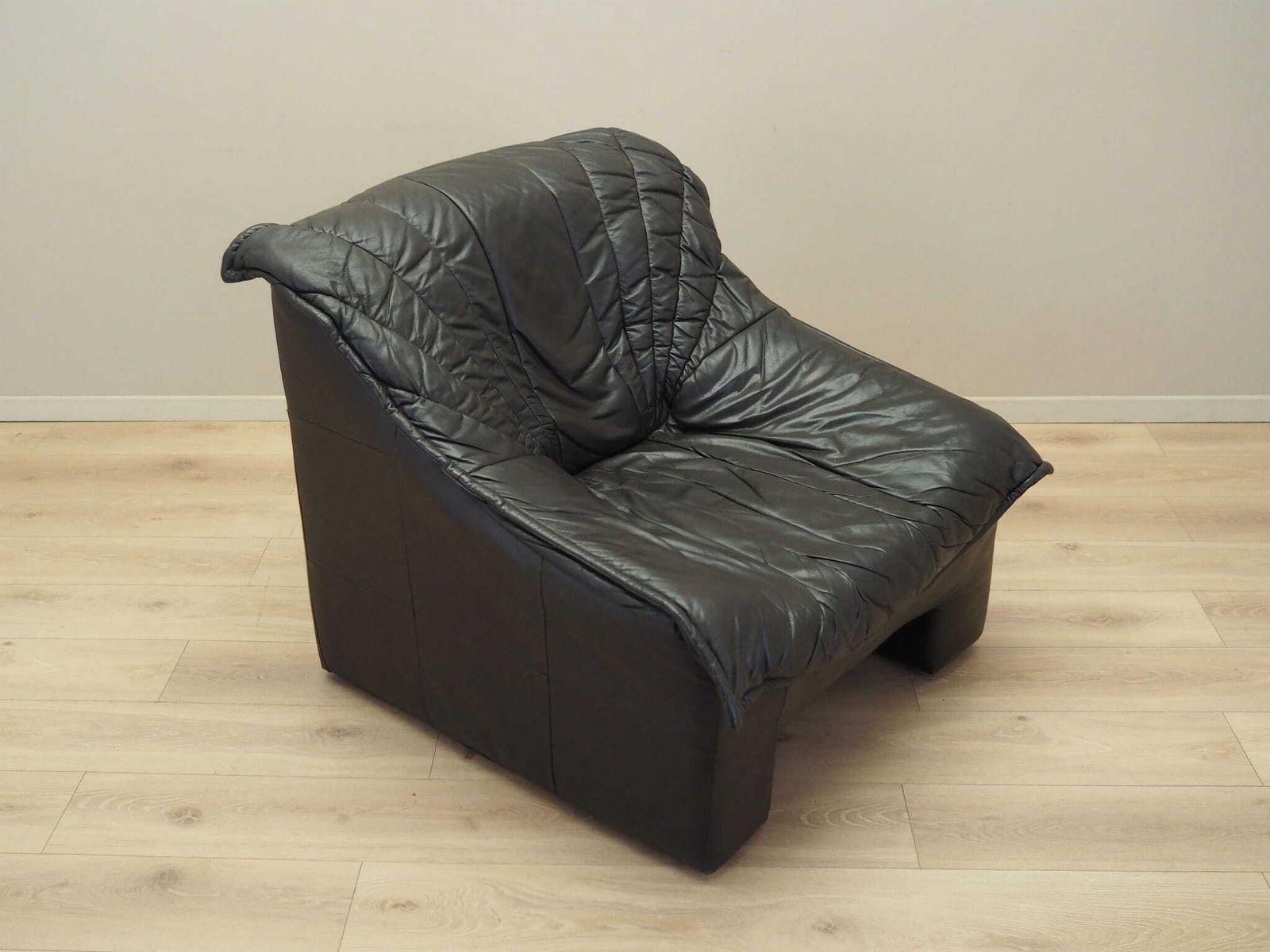 1359.0 Leather Armchair, Italian Design, 1960s, Production: Italy photo