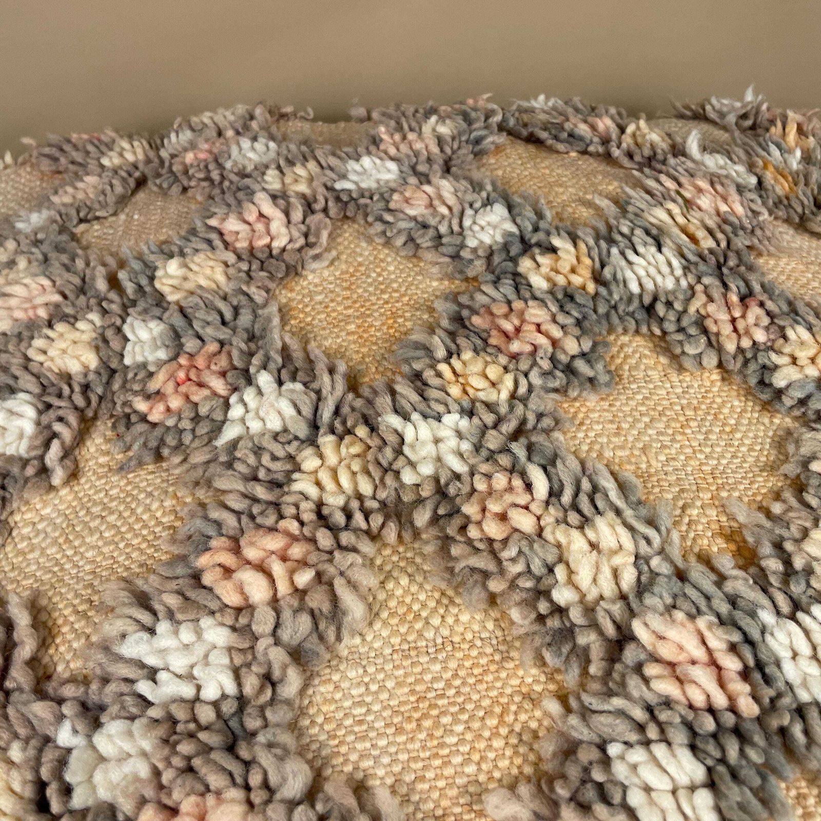 Vintage Moroccan Pouf Footstool Kilim Carpet Handwoven Wool 60x60x20cm Traditional Lounge Pouffe Cube Square Floor Cushion Pink Pattern photo for sale