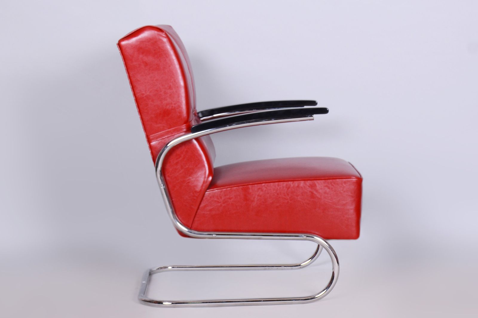 Restored Bauhaus Armchair, By Vichr A Spol., Chrome, Leather, Germany, 1930s photo 1900.0