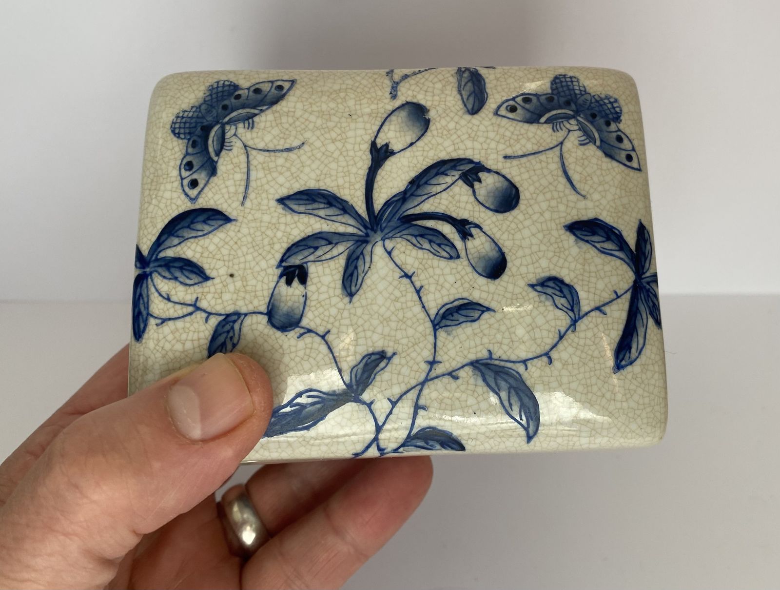 photo buy Parisienne, French Art Pottery, Lidded Trinket Box By Pmco, Paris