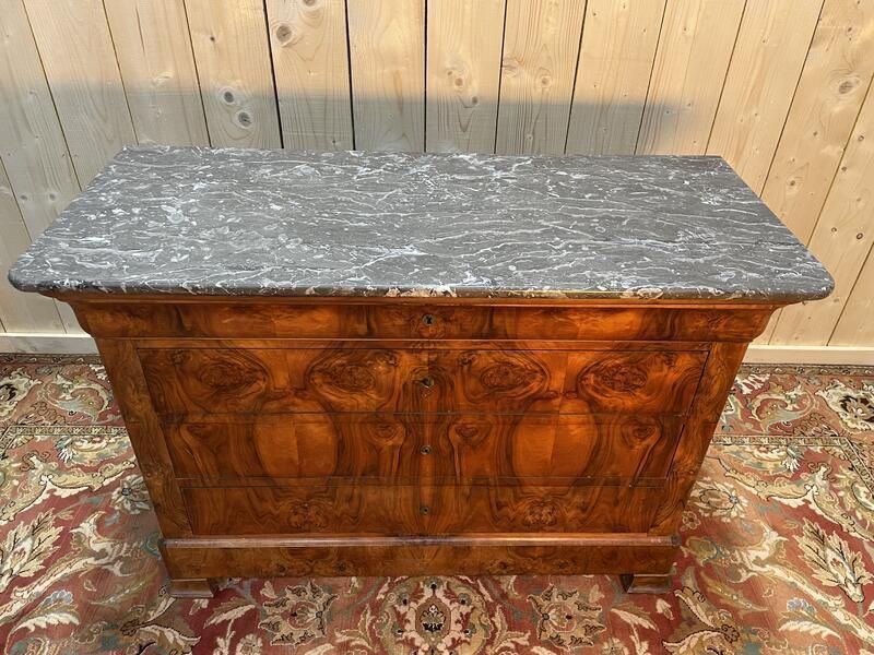 Commode époque Louis Philippe Loupe De Noyer  Marbre Gris Veiné photo 790.0