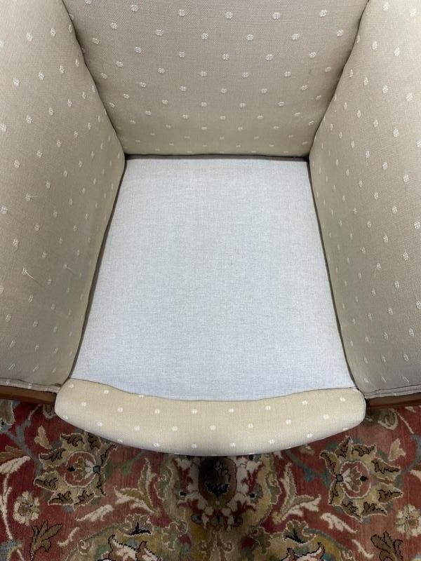 Fauteuil   Bergère époque Art Déco En Noyer photo 480.0